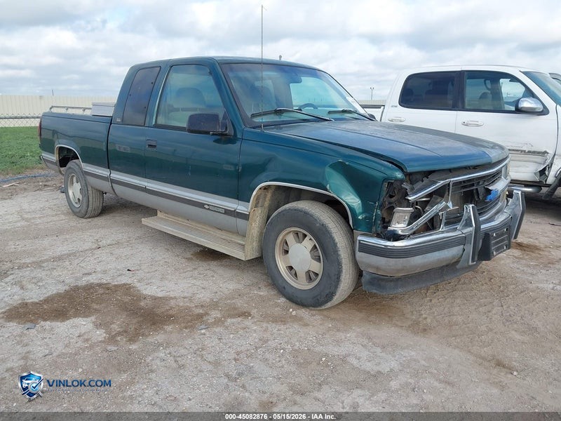 1996 CHEVROLET GMT-400 C1500 – Lot 45082876 auction photo