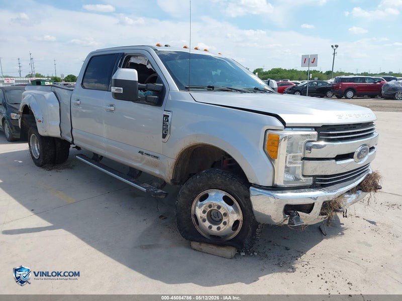 2017 FORD F-350 LARIAT – Lot 45084786 auction photo