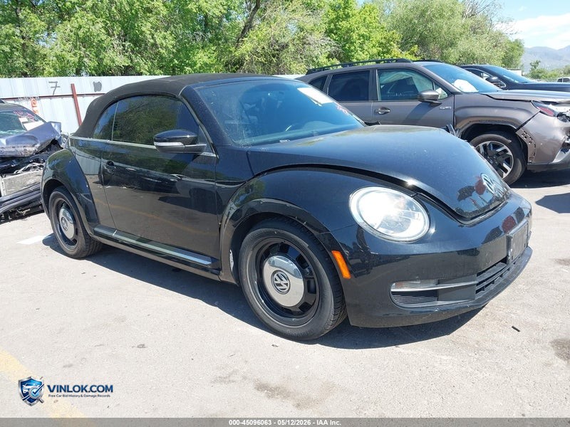 2013 VOLKSWAGEN BEETLE 2.5L – Lot 45096063 auction photo