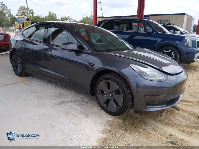 2023 TESLA MODEL 3 REAR-WHEEL DRIVE – Lot 45101523 auction photo