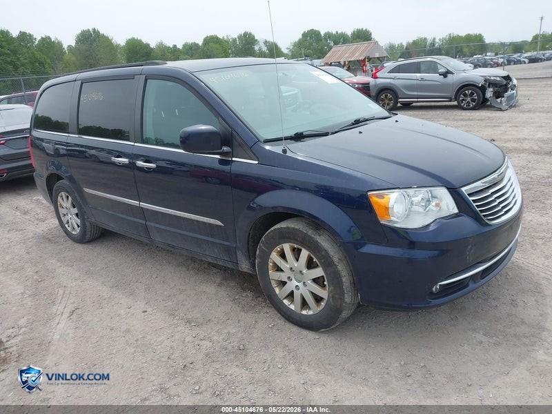 2015 CHRYSLER TOWN & COUNTRY TOURING – Lot 45104676 auction photo