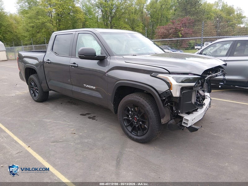 2026 TOYOTA TUNDRA SR5 CREWMAX 5.5' BED – Lot 45110198 auction photo