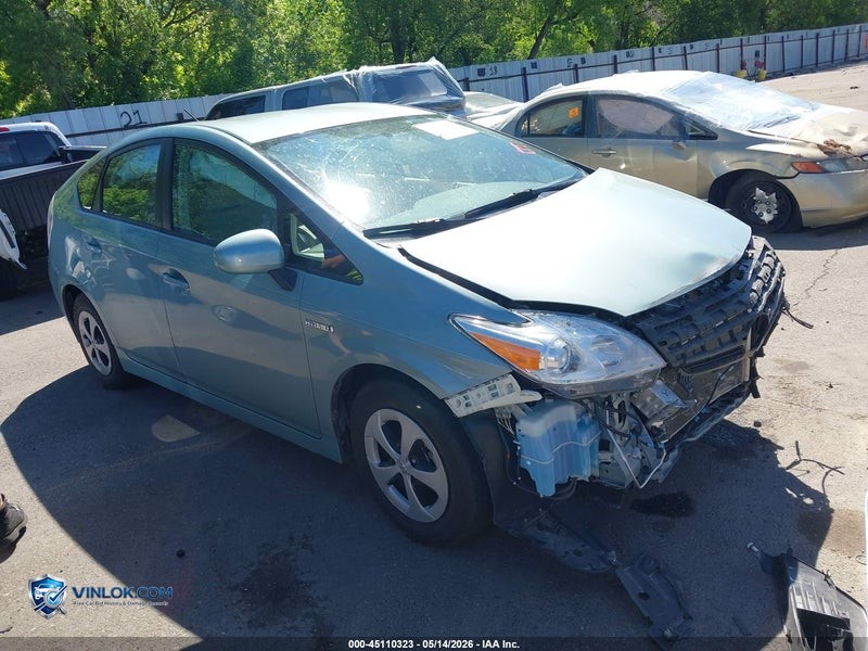 2014 TOYOTA PRIUS THREE – Lot 45110323 auction photo