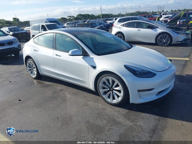 2022 TESLA MODEL 3 REAR-WHEEL DRIVE – Lot 45117168 auction photo