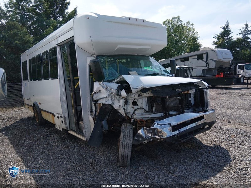 2017 FORD E-450 CUTAWAY   – Lot 45130480 auction photo