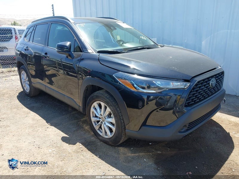 2022 TOYOTA COROLLA CROSS LE – Lot 45144667 auction photo