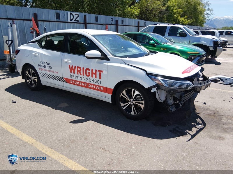 2022 NISSAN SENTRA SV XTRONIC CVT – Lot 45150245 auction photo