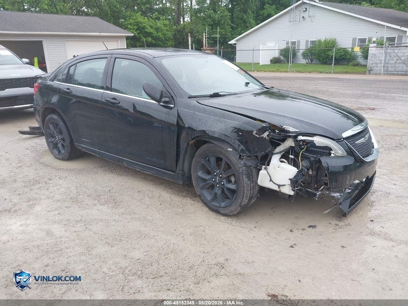 2014 CHRYSLER 200 LIMITED – Lot 45152345 auction photo
