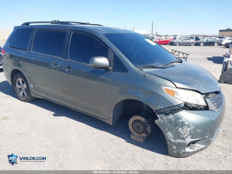 2014 TOYOTA SIENNA LE V6 8 PASSENGER – Lot 45154605 auction photo