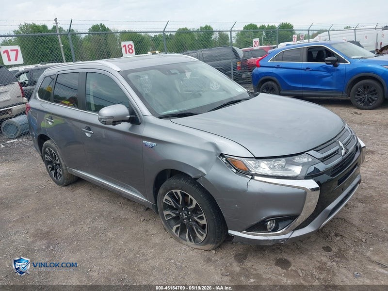 2018 MITSUBISHI OUTLANDER PHEV GT – Lot 45154769 auction photo