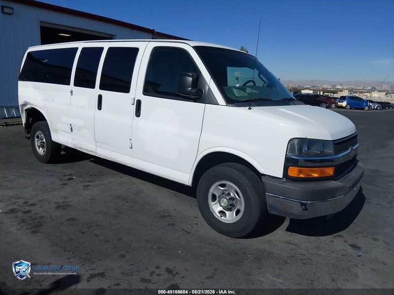 2016 CHEVROLET EXPRESS 3500 LT – Lot 45166684 auction photo