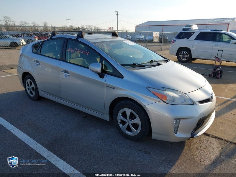 2013 TOYOTA PRIUS – Lot 44673366 auction photo