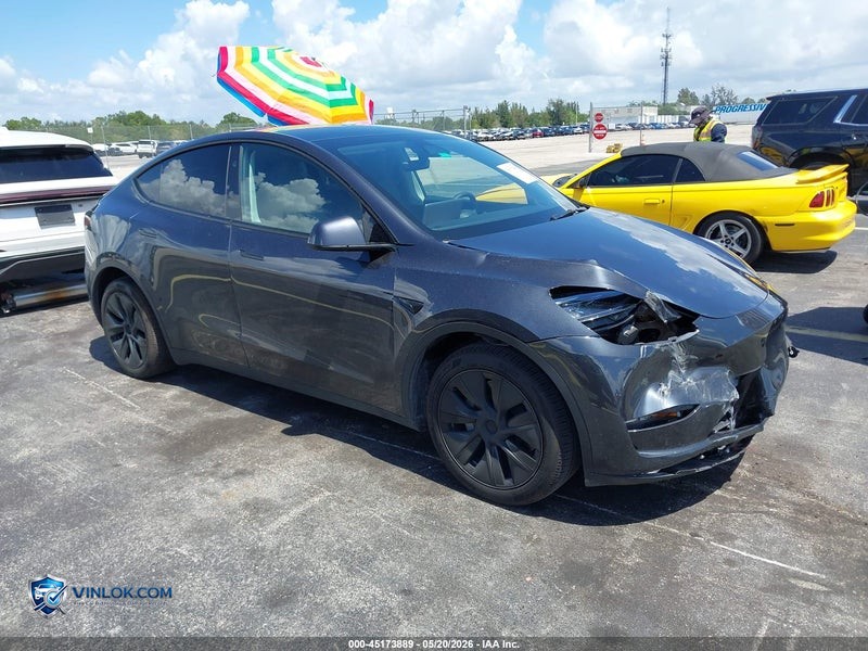 2025 TESLA MODEL Y LONG RANGE DUAL MOTOR REAR-WHEEL DRIVE – Lot 45173889 auction photo