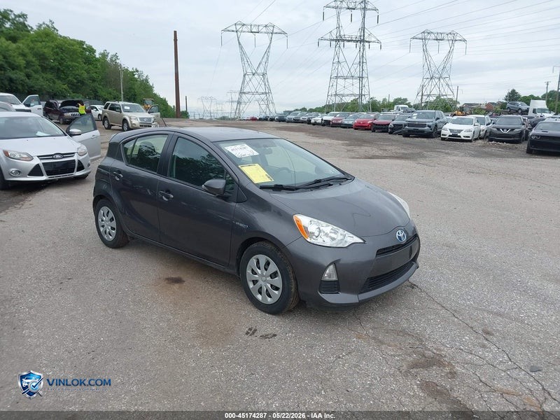 2014 TOYOTA PRIUS C TWO – Lot 45174287 auction photo