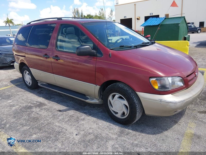 2000 TOYOTA SIENNA XLE – Lot 45175388 auction photo