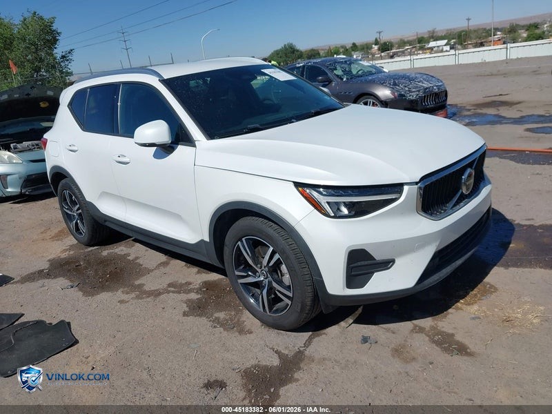 2023 VOLVO XC40 B5 CORE – Lot 45183382 auction photo