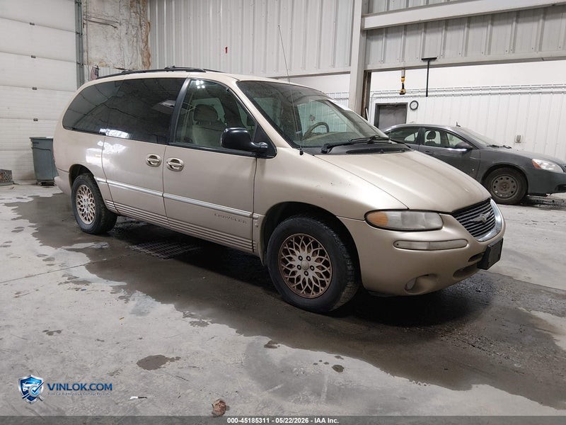 1998 CHRYSLER TOWN & COUNTRY LXI – Lot 45185311 auction photo