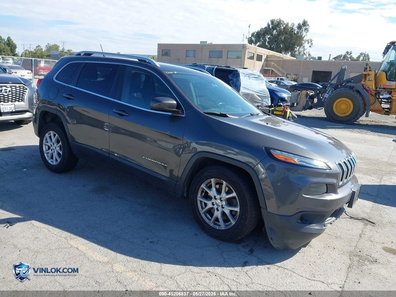 2015 JEEP CHEROKEE LATITUDE – Lot 45206837 auction photo