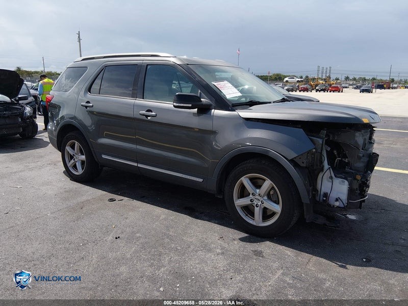 2016 FORD EXPLORER XLT – Lot 45209658 auction photo