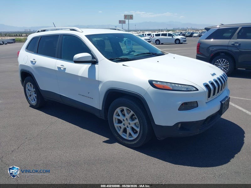 2018 JEEP CHEROKEE LATITUDE 4X4 – Lot 45210395 auction photo