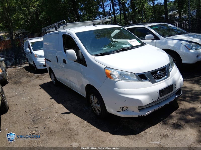 2015 NISSAN NV200 SV – Lot 45220900 auction photo