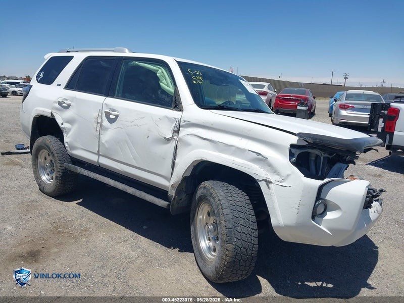 2014 TOYOTA 4RUNNER SR5 PREMIUM – Lot 45223076 auction photo