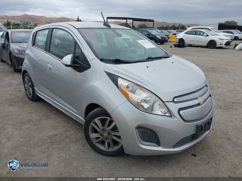 2015 CHEVROLET SPARK EV 2LT – Lot 45223581 auction photo