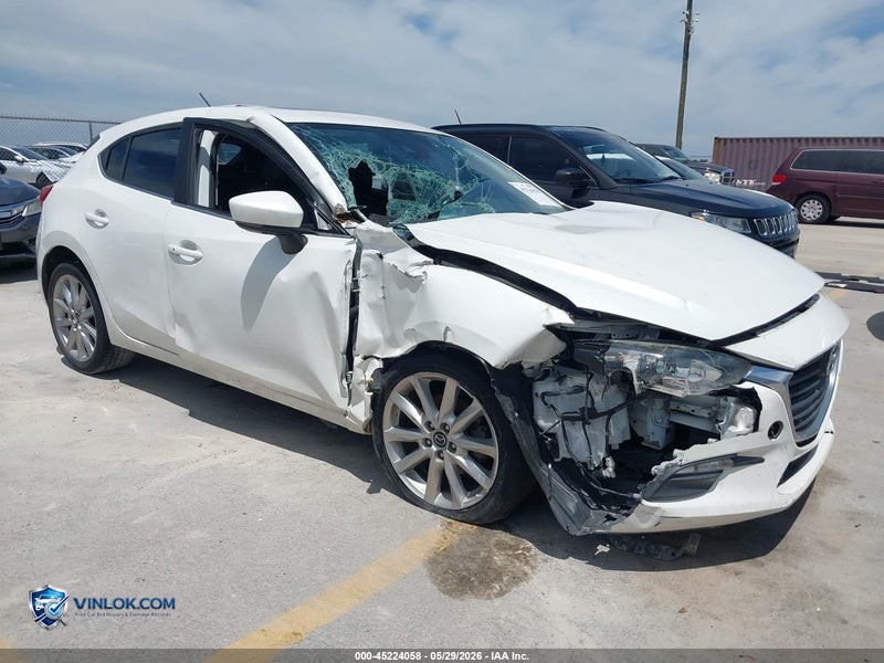 2017 MAZDA MAZDA3 TOURING 2.5 – Lot 45224058 auction photo
