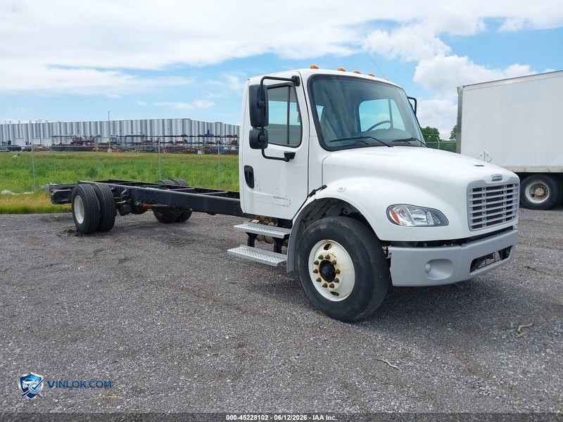 2023 FREIGHTLINER M2 106   – Lot 45228102 auction photo