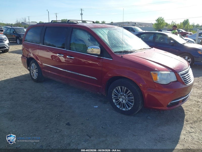 2013 CHRYSLER TOWN & COUNTRY TOURING-L – Lot 45229256 auction photo