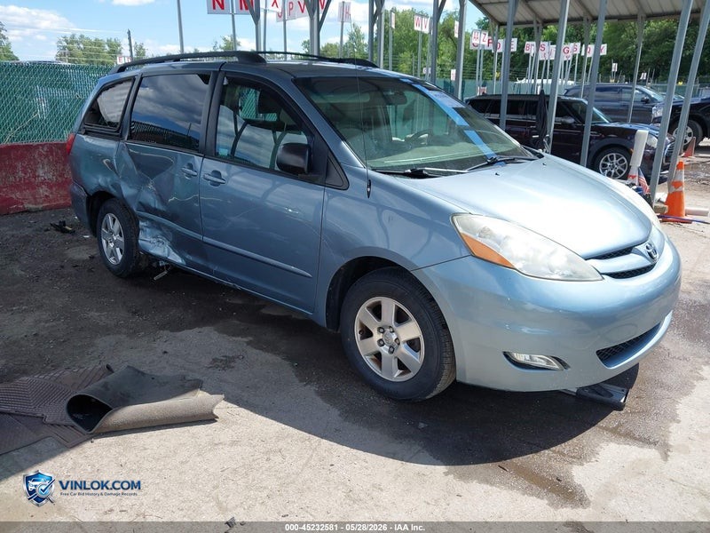 2010 TOYOTA SIENNA LE – Lot 45232581 auction photo