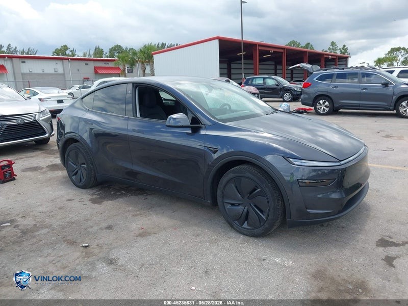 2026 TESLA MODEL Y PREMIUM REAR-WHEEL DRIVE/REAR-WHEEL DRIVE – Lot 45235631 auction photo