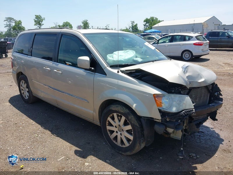 2014 CHRYSLER TOWN & COUNTRY TOURING – Lot 45235886 auction photo