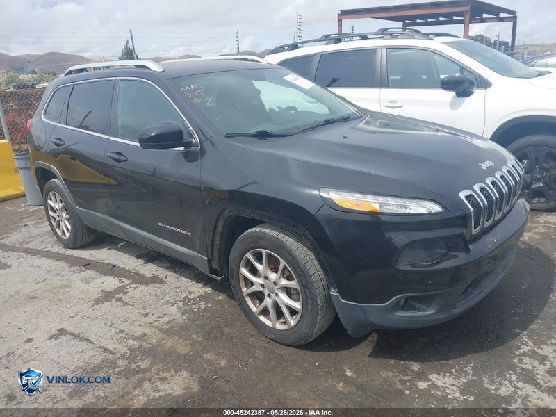 2015 JEEP CHEROKEE LATITUDE – Lot 45242387 auction photo