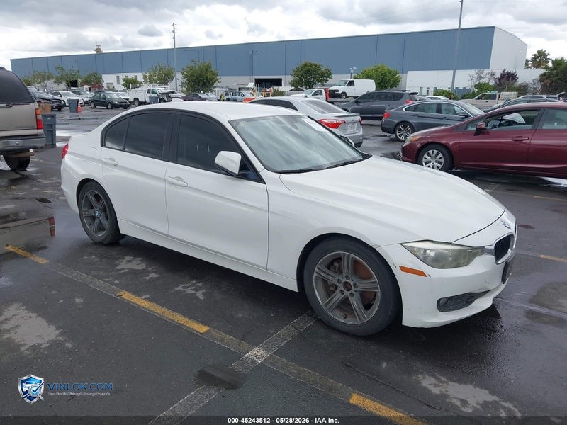 2013 BMW 320I   – Lot 45243512 auction photo