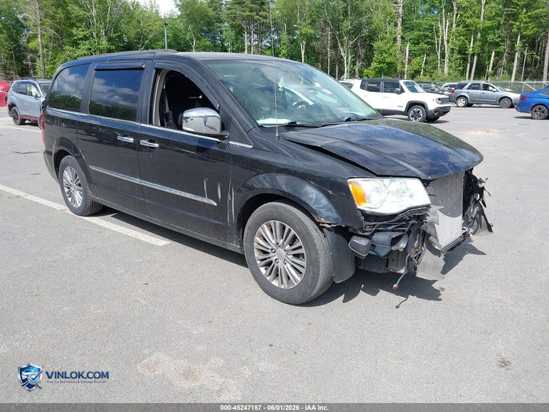 2013 CHRYSLER TOWN & COUNTRY TOURING-L – Lot 45247157 auction photo