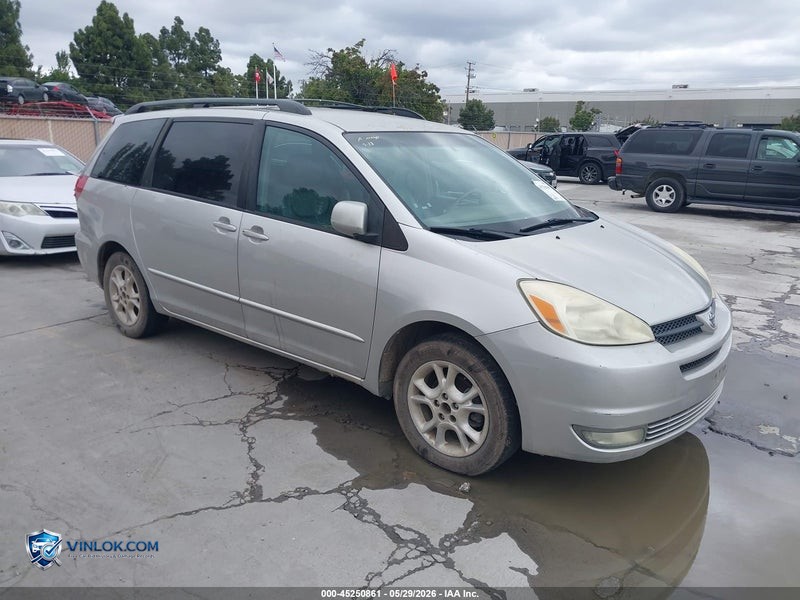 2004 TOYOTA SIENNA XLE – Lot 45250861 auction photo