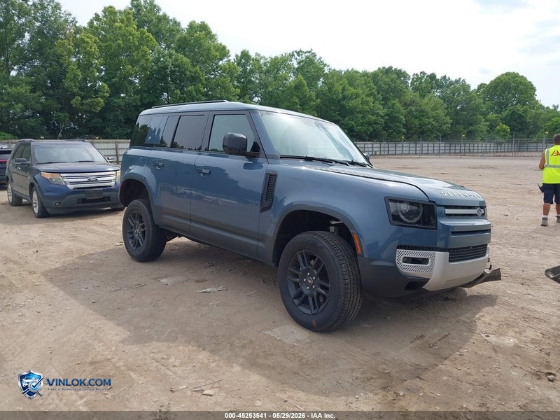2024 LAND ROVER DEFENDER 110 P300 – Lot 45253541 auction photo