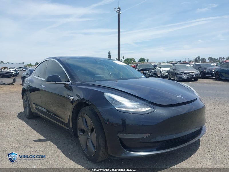 2018 TESLA MODEL 3 LONG RANGE/MID RANGE – Lot 45255369 auction photo