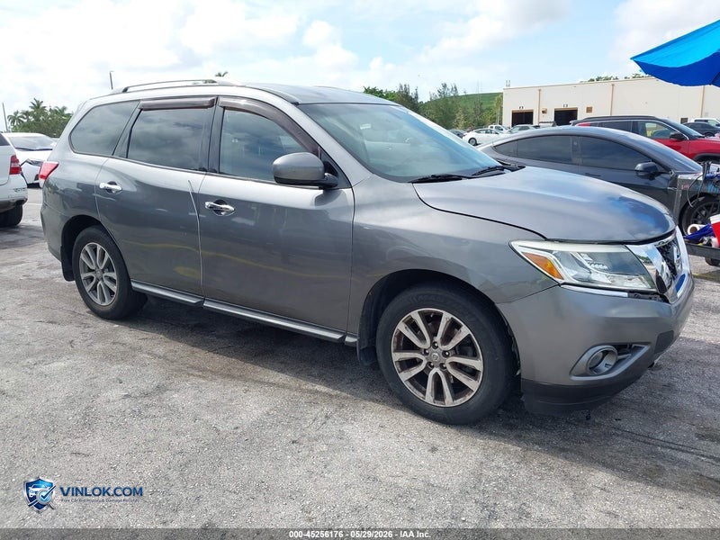 2015 NISSAN PATHFINDER SV – Lot 45256176 auction photo