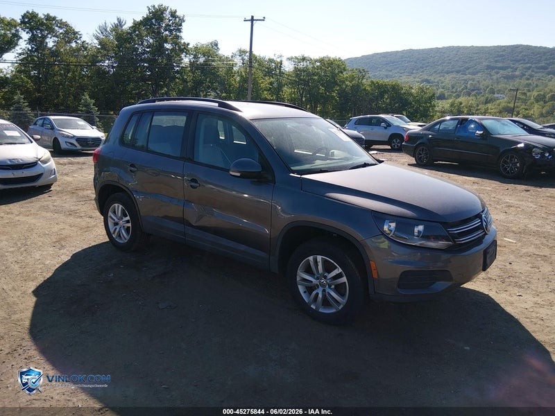 2016 VOLKSWAGEN TIGUAN S – Lot 45275844 auction photo