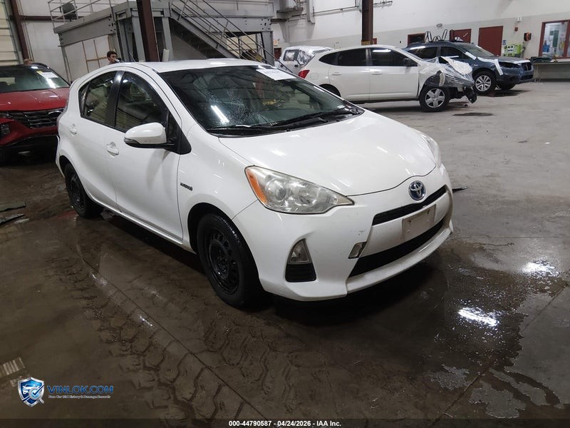 2013 TOYOTA PRIUS C – Lot 44790587 auction photo
