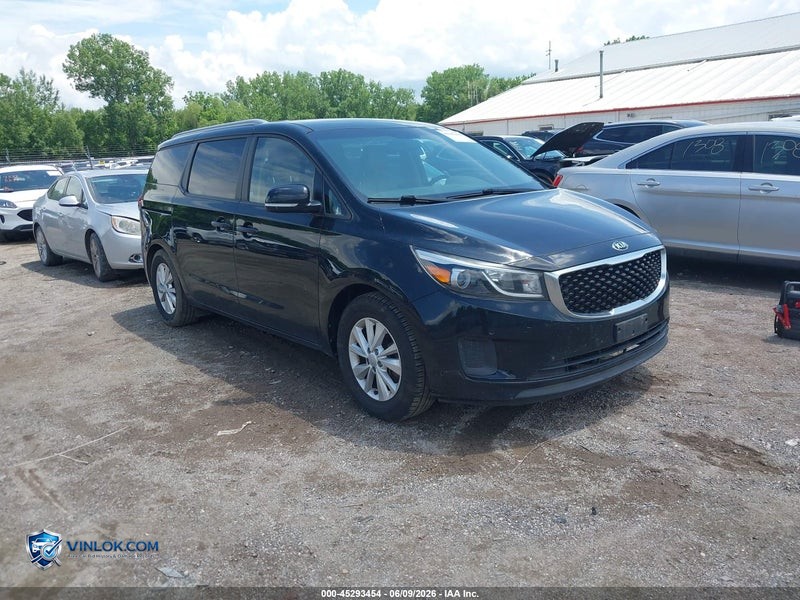 2016 KIA SEDONA LX – Lot 45293454 auction photo