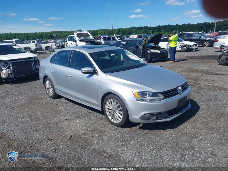 2011 VOLKSWAGEN JETTA 2.5L SEL – Lot 45297604 auction photo