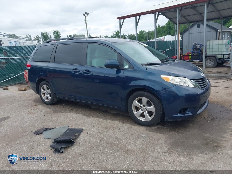 2011 TOYOTA SIENNA LE V6 – Lot 45298337 auction photo