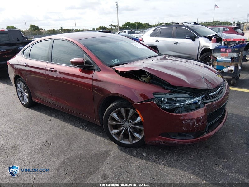 2015 CHRYSLER 200 S – Lot 45298498 auction photo
