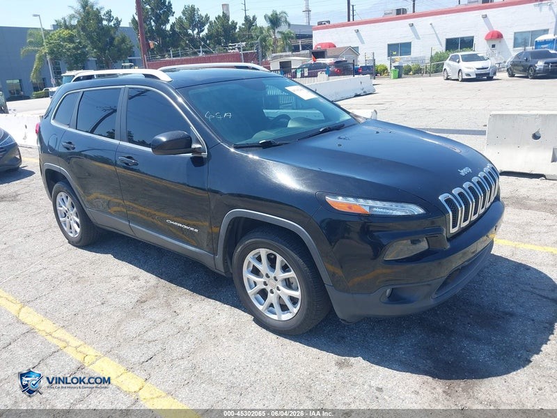 2018 JEEP CHEROKEE LATITUDE FWD – Lot 45302065 auction photo