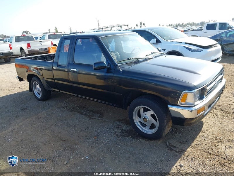 1993 TOYOTA PICKUP 1/2 TON EX LONG WHLBSE DX – Lot 45303249 auction photo