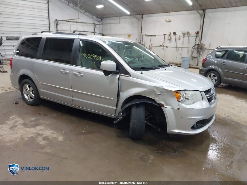 2011 DODGE GRAND CARAVAN CREW – Lot 45309921 auction photo
