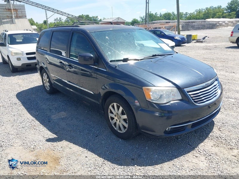 2014 CHRYSLER TOWN & COUNTRY TOURING – Lot 45310871 auction photo